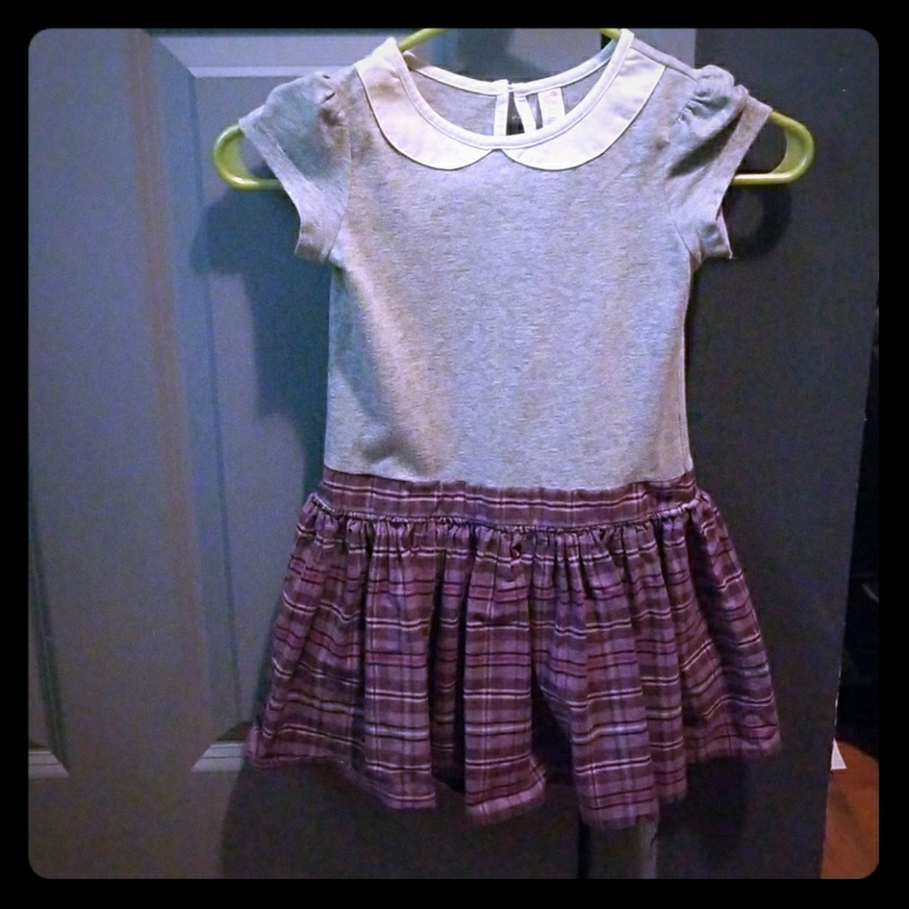 Girls dress